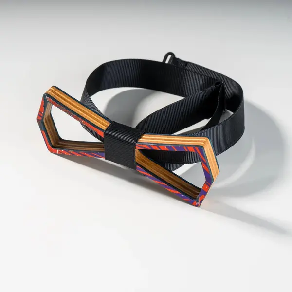 Noeud Papillon en Skateboard recyclé N°03